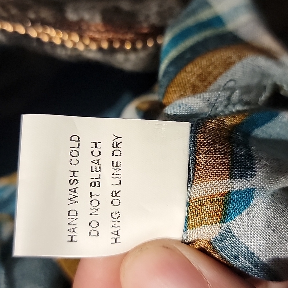 Donkey button up - Picture 5 of 5